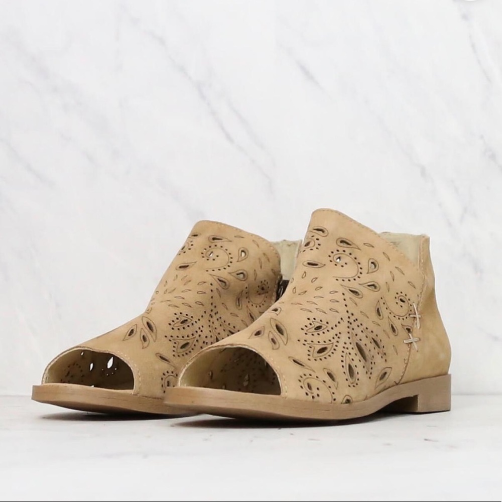 Coolway - Nelia laser cut open Toe Booties